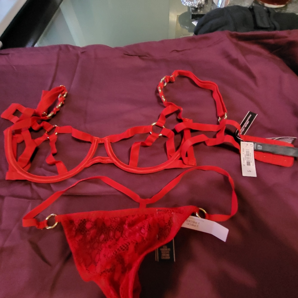 Vs matchin set